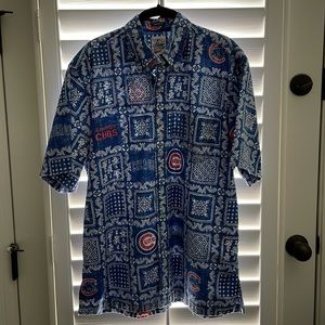 Reyn Spooner Size M Cubs Shirt